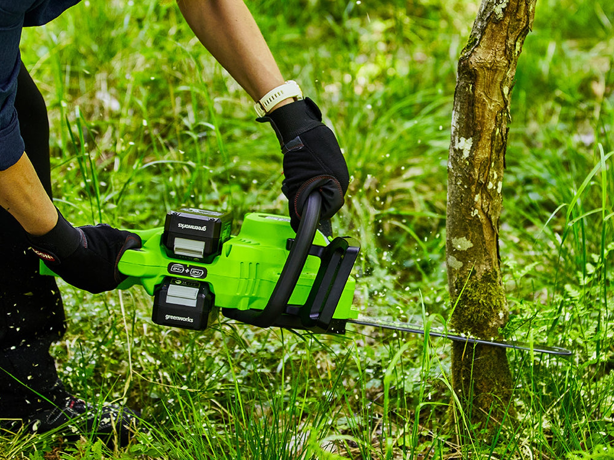 Greenworks 24Vx2 Chainsaw 14" Brushless  4.0Ah Kit — image 4