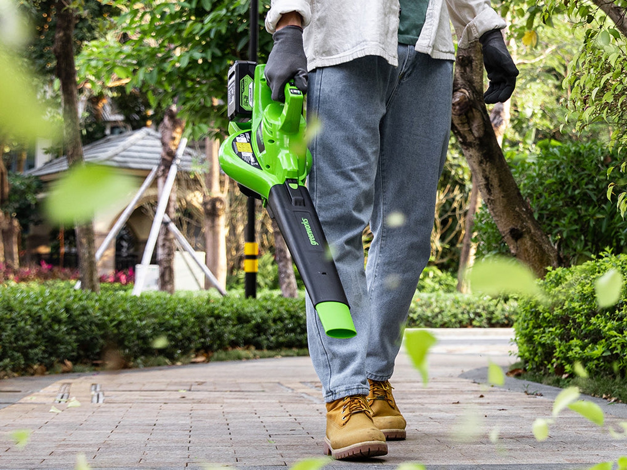 Greenworks 24Vx2 Blower Vac 328CFM Skin — image 5