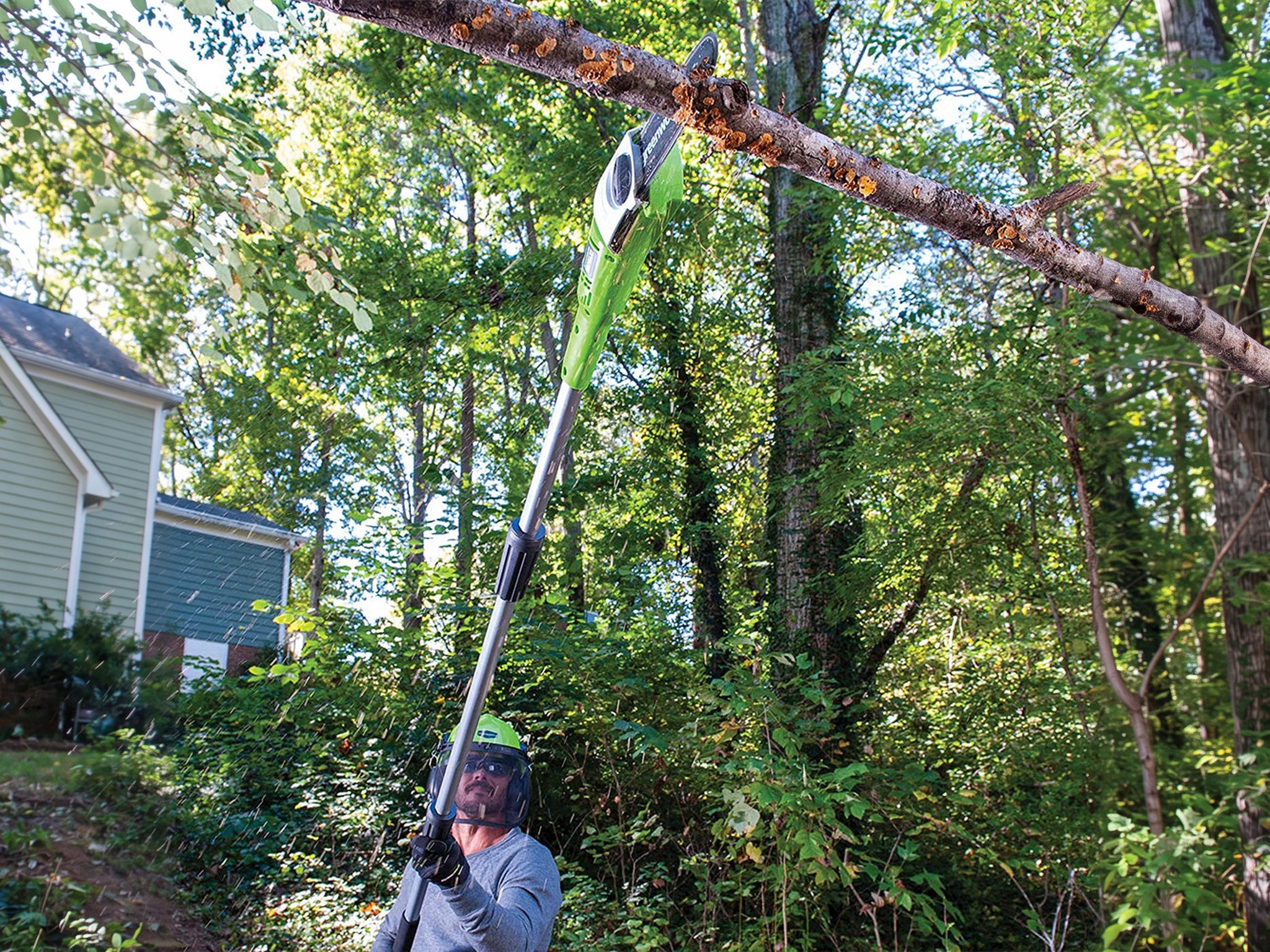Greenworks 24V Pole Saw and Pole Hedge Trimmer Combo Skin — image 5
