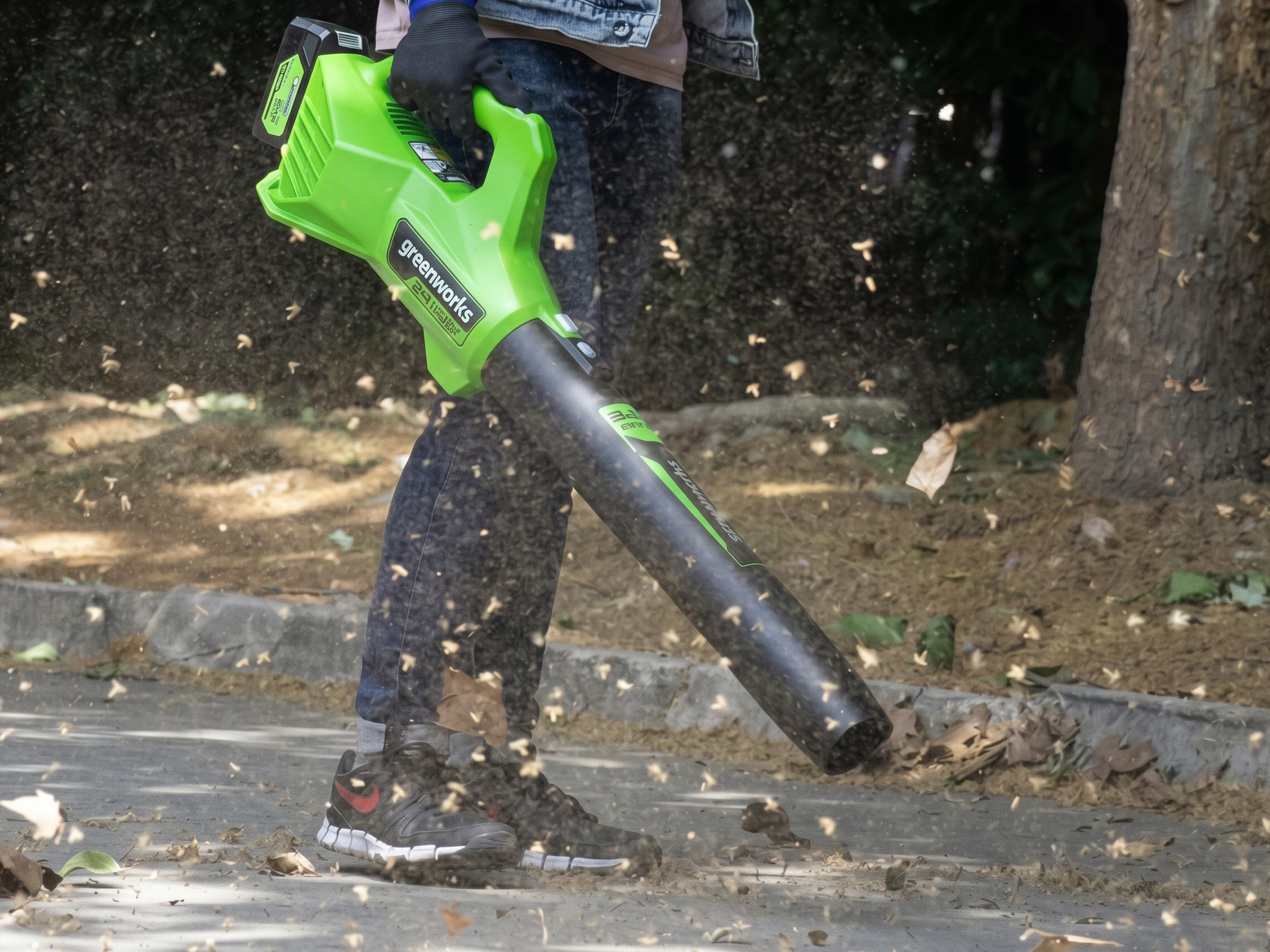 Greenworks 24V Blower Axial 306CFM Skin — image 2